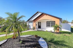 625 FOLSOM STREET, SAINT PETERSBURG, FL 33707 Sold 12/17/24
