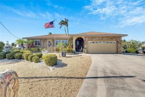925 GOLF ISLAND DRIVE, APOLLO BEACH, FL 33572 Sold 02/18/25