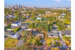 585 Luzon Ave, Tampa, FL 33606, Sold 01/06/25