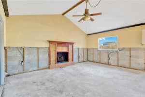 2416 16TH STREET, PALMETTO, FL 34221 Sold 12/27/24