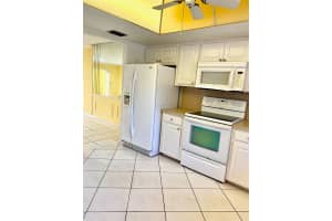 1660 LAKE AVENUE, CLEARWATER, FL 33756 - MLS#MFRTB8327449