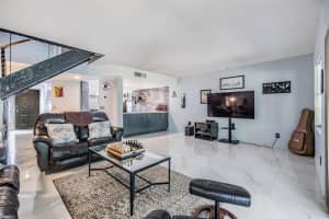 215 WOODS LANDING TRAIL, OLDSMAR, FL 34677 - MLS#MFRTB8327455