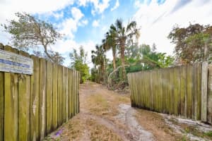 8839 Richmond St, GIBSONTON