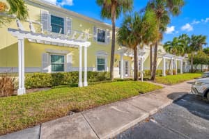 5006 STARFISH DRIVE, SAINT PETERSBURG, FL 33705 Sold 03/28/25