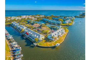 5006 STARFISH DRIVE, SAINT PETERSBURG, FL 33705 Sold 03/28/25