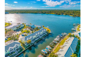 5006 STARFISH DRIVE, SAINT PETERSBURG, FL 33705 Sold 03/28/25