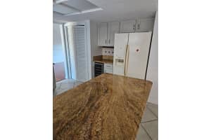 6122 GALLEON WAY, TAMPA, FL 33615 Sold 01/21/25