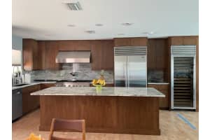 9410 SUN ISLE DRIVE, SAINT PETERSBURG, FL 33702 Sold 02/28/25