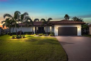 1905 MASSACHUSETTS AVENUE, SAINT PETERSBURG, FL 33703 Sold 03/31/25