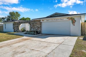 3145 FIESTA DRIVE, DUNEDIN, FL 34698 Sold 01/17/25