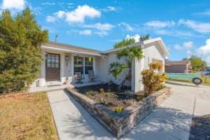 319 FRANCIS DRIVE, APOLLO BEACH, FL 33572 Sold 01/17/25