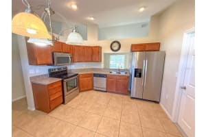 912 PRINCETON MANOR LANE, LAKELAND, FL 33809 Sold 05/16/25