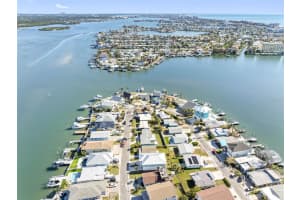 943 182ND AVENUE, REDINGTON SHORES, FL 33708 Sold 05/08/25