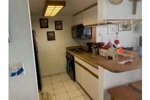 MLS# MFRTB8328499, St Petersburg, Florida 33711