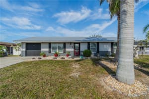 411 BUTTONWOOD COURT, APOLLO BEACH, FL 33572 Sold 01/30/25