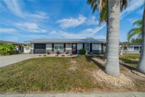 411 BUTTONWOOD COURT, APOLLO BEACH, FL 33572 Sold 01/30/25