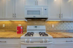 6060 SHORE BOULEVARD, GULFPORT, FL 33707 Sold 02/14/25