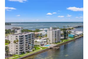 300 WOODETTE DRIVE, DUNEDIN, FL 34698 Sold 01/30/25