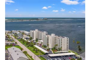 300 WOODETTE DRIVE, DUNEDIN, FL 34698 Sold 01/30/25
