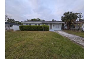 121 PERSHING STREET, SAINT PETERSBURG, FL 33702 Sold 03/05/25