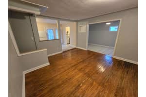 121 PERSHING STREET, SAINT PETERSBURG, FL 33702 Sold 03/05/25