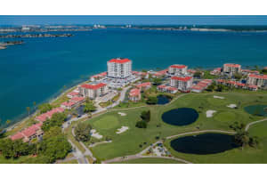 6051 SUN BOULEVARD, SAINT PETERSBURG, FL 33715 - MLS#MFRTB8328698