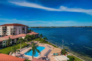 6051 SUN BOULEVARD, SAINT PETERSBURG, FL 33715 - MLS#MFRTB8328698