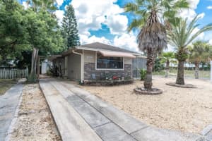 4042 BOULDER DRIVE, NEW PORT RICHEY, FL 34653 Sold 08/29/25