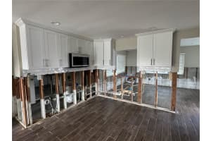 1863 NEW HAMPSHIRE AVENUE, SAINT PETERSBURG, FL 33703 Sold 02/18/25