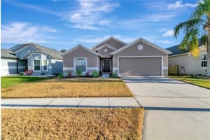 560 HAINES TRAIL, WINTER HAVEN, FL 33881 Sold 02/04/25