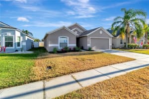 560 HAINES TRAIL, WINTER HAVEN, FL 33881 Sold 02/04/25