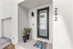 292 15TH STREET, SAINT PETERSBURG, FL 33705 Sold 12/26/24