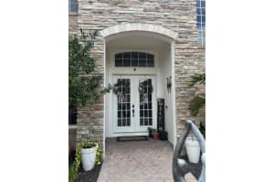 10015 VALLEY ROSE CT, ORLANDO, FL 32825 Sold 02/20/25