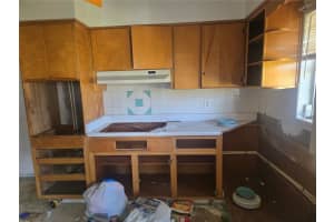215 17TH STREET, RUSKIN, FL 33570 Sold 01/31/25