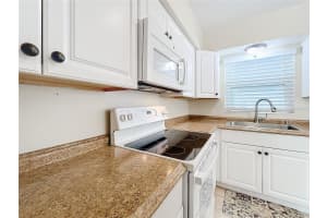 11373 121ST TERRACE, LARGO, FL 33778 Sold 04/29/25