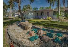 2469 BAYWOOD DRIVE, DUNEDIN, FL 34698 Sold 01/08/25