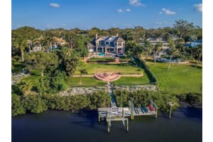 118 HARBOR VIEW LANE, BELLEAIR BLUFFS, FL 33770 - MLS#MFRTB8329101