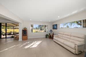 8970 PARK BOULEVARD, SEMINOLE, FL 33777 Sold 01/17/25