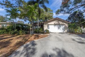 757 50TH AVENUE, SAINT PETERSBURG, FL 33703 Sold 03/20/25