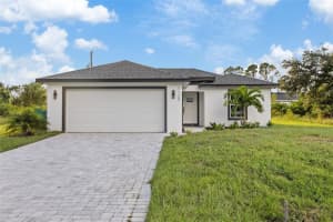 12114 Clarendon Ave, PORT CHARLOTTE
