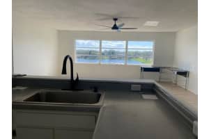 3850 13TH AVENUE, SAINT PETERSBURG, FL 33713 Sold 04/24/25