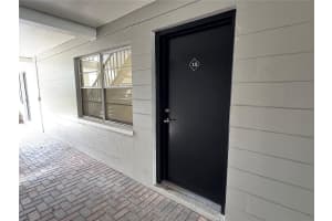 5221 BAYSHORE BOULEVARD, TAMPA, FL 33611 Sold 01/17/25