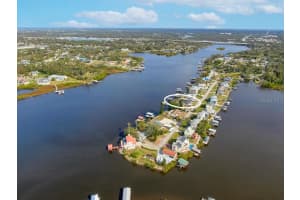 8510 MAGNOLIA STREET, GIBSONTON, FL 33534 Sold 02/27/25