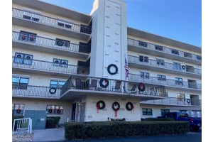 8198 TERRACE GARDEN DRIVE, SAINT PETERSBURG, FL 33709 Sold 08/15/25