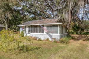 13081 E HIGHWAY 25, OCKLAWAHA, FL 32179 Sold 01/30/25