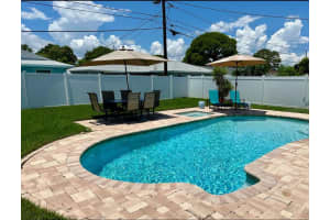 6018 BAYOU GRANDE BOULEVARD, SAINT PETERSBURG, FL 33703 Sold 02/04/25