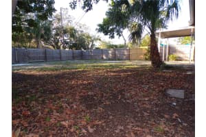 725 60TH STREET, GULFPORT, FL 33707 Sold 01/24/25