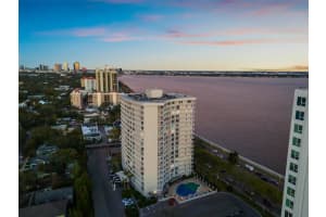 2611 BAYSHORE BOULEVARD, TAMPA, FL 33629 Sold 02/03/25