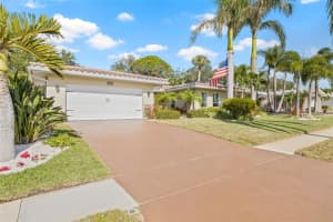 14715 CROWN DRIVE, LARGO, FL 33774 Sold 03/14/25