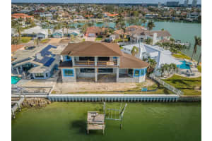1275 81ST STREET, SAINT PETERSBURG, FL 33707 Sold 05/23/25
